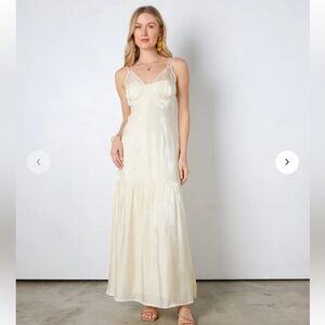 💛 FORE Cream Satin Bustier Midi Dress S – Sleek Shimmer‎ Slip Style ✨